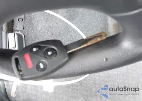 2003 Honda Accord 2.4 Lx из США, поврежденный, VIN 1HGCM563X3A044104